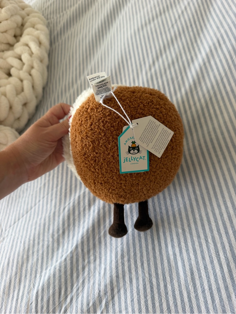 Jellycat Amusables Carrot Cake - Picture 8 of 9